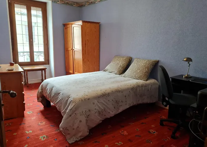 Semesterbostad Ouillypontain *