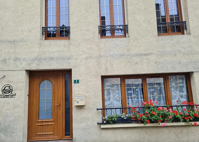 Semesterbostad Ouillypontain *